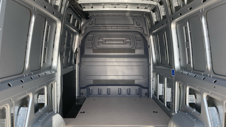 Mercedes-Benz Sprinter 315Cdi L2 Diesel Rwd 3.5t H2 Pro Van 9G-Tronic